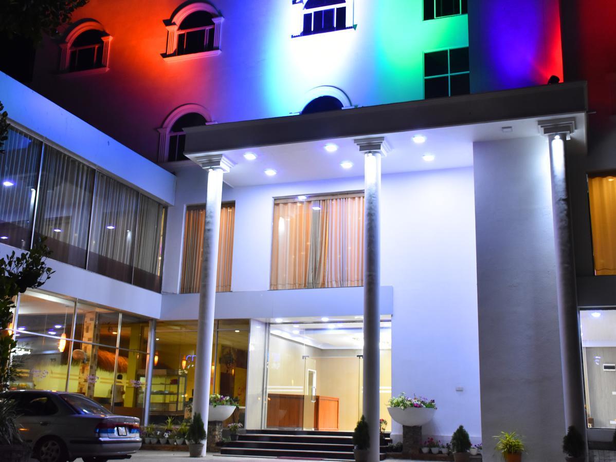 Capitalcity Hotel 巴杜勒 外观 照片
